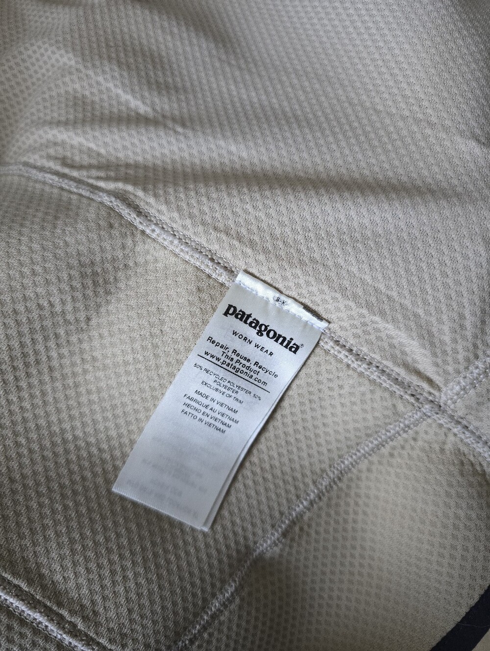 Patagonia Women's Classic Retro-X® Fleece Vest (M) - Picture 5 of 6